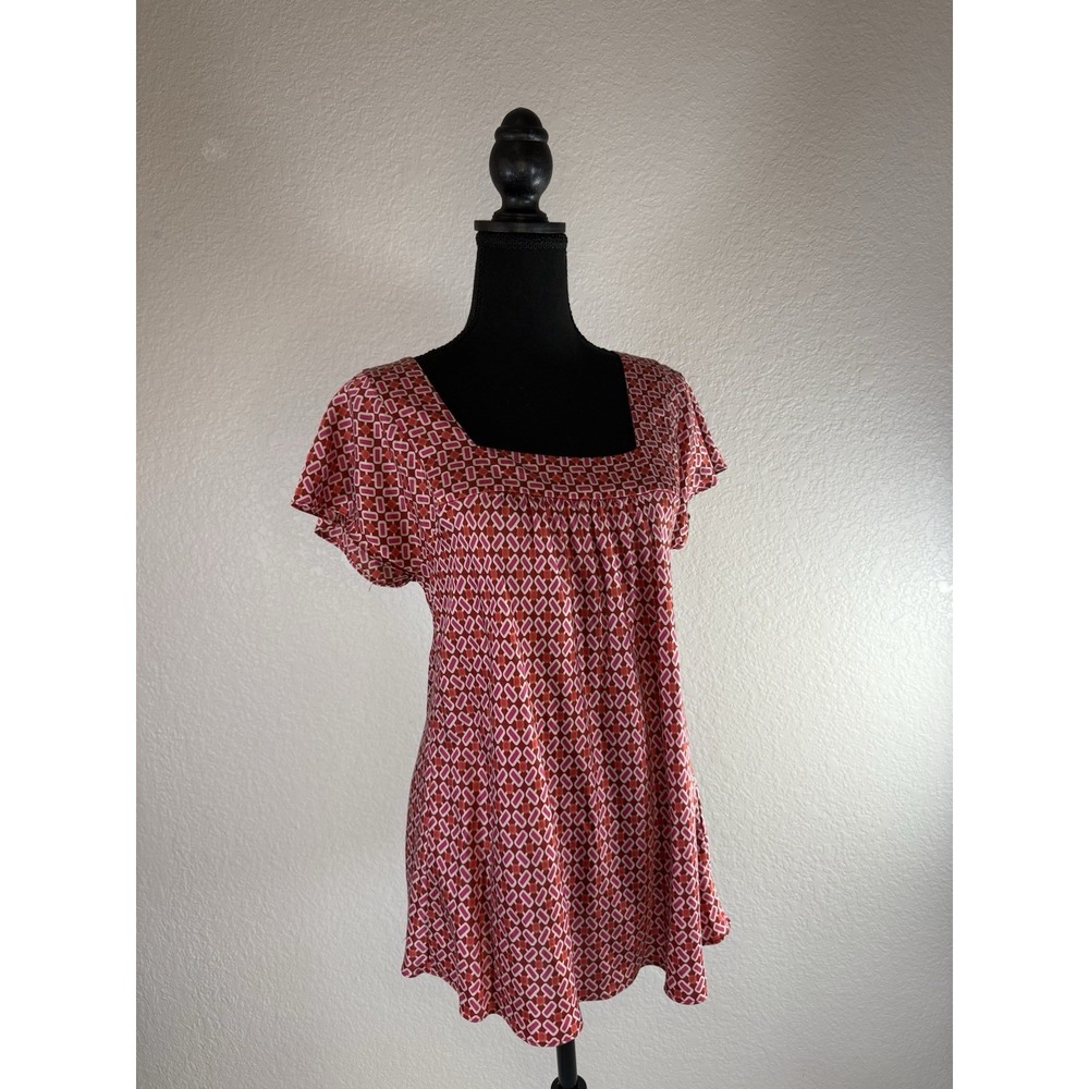 Banana Republic Women's Short Sleeve Geometric Y2K 100% Silk Top Size Medium Red